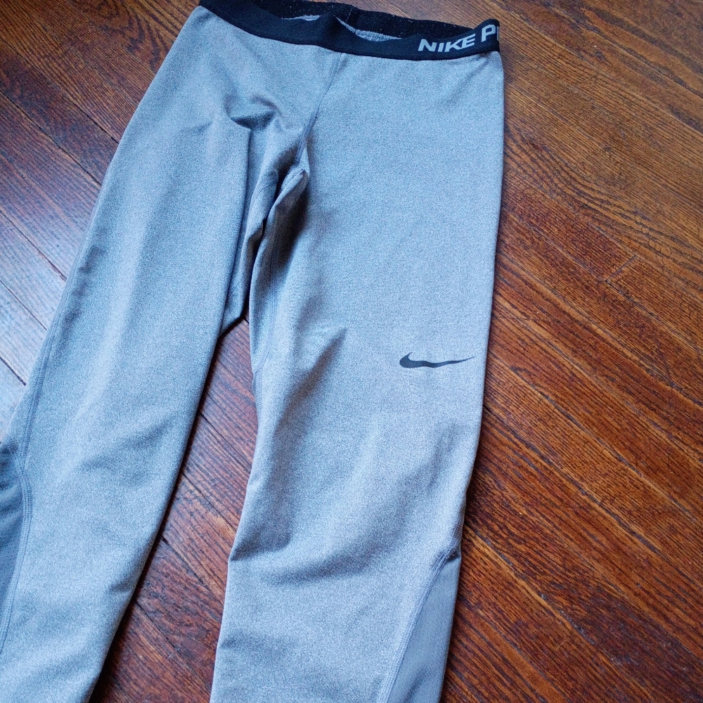 Nike Pro Womens Grey Leggings Small - Picture 3 of 11